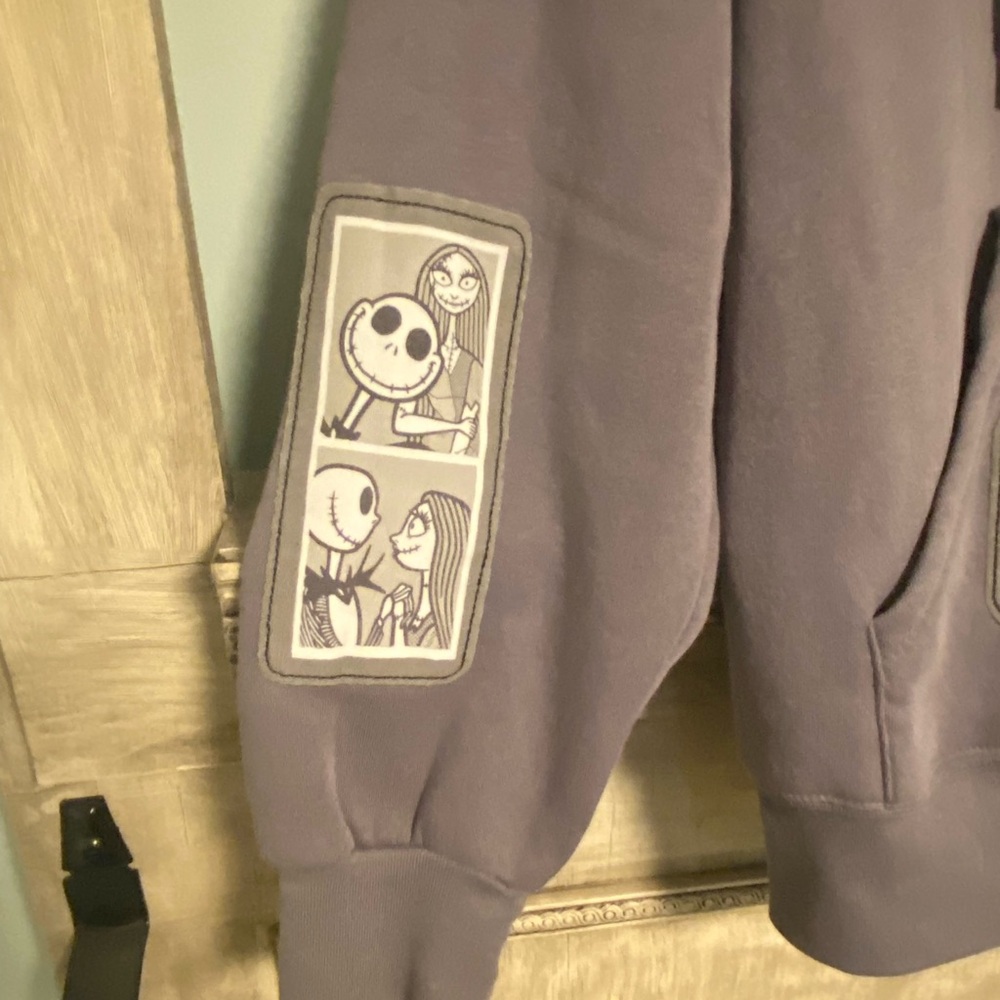EUC Disney The Nightmare Before Christmas Charcoal Hoodie Size XS - Picture 5 of 8